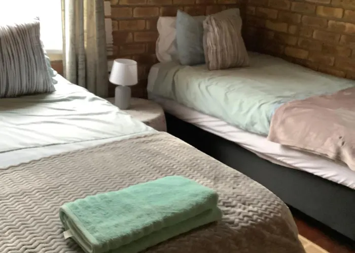 Mellivora Lodge