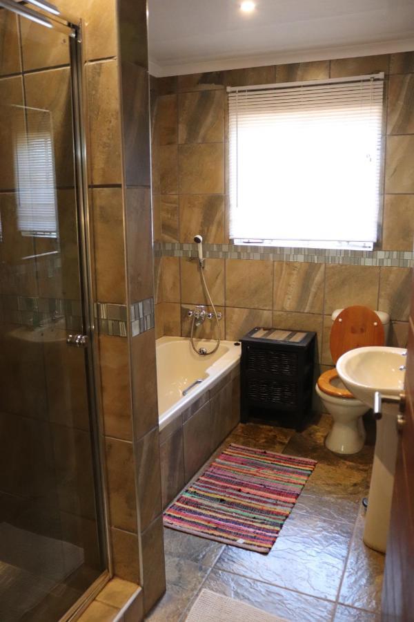 Holiday home Mellivora Marloth Park