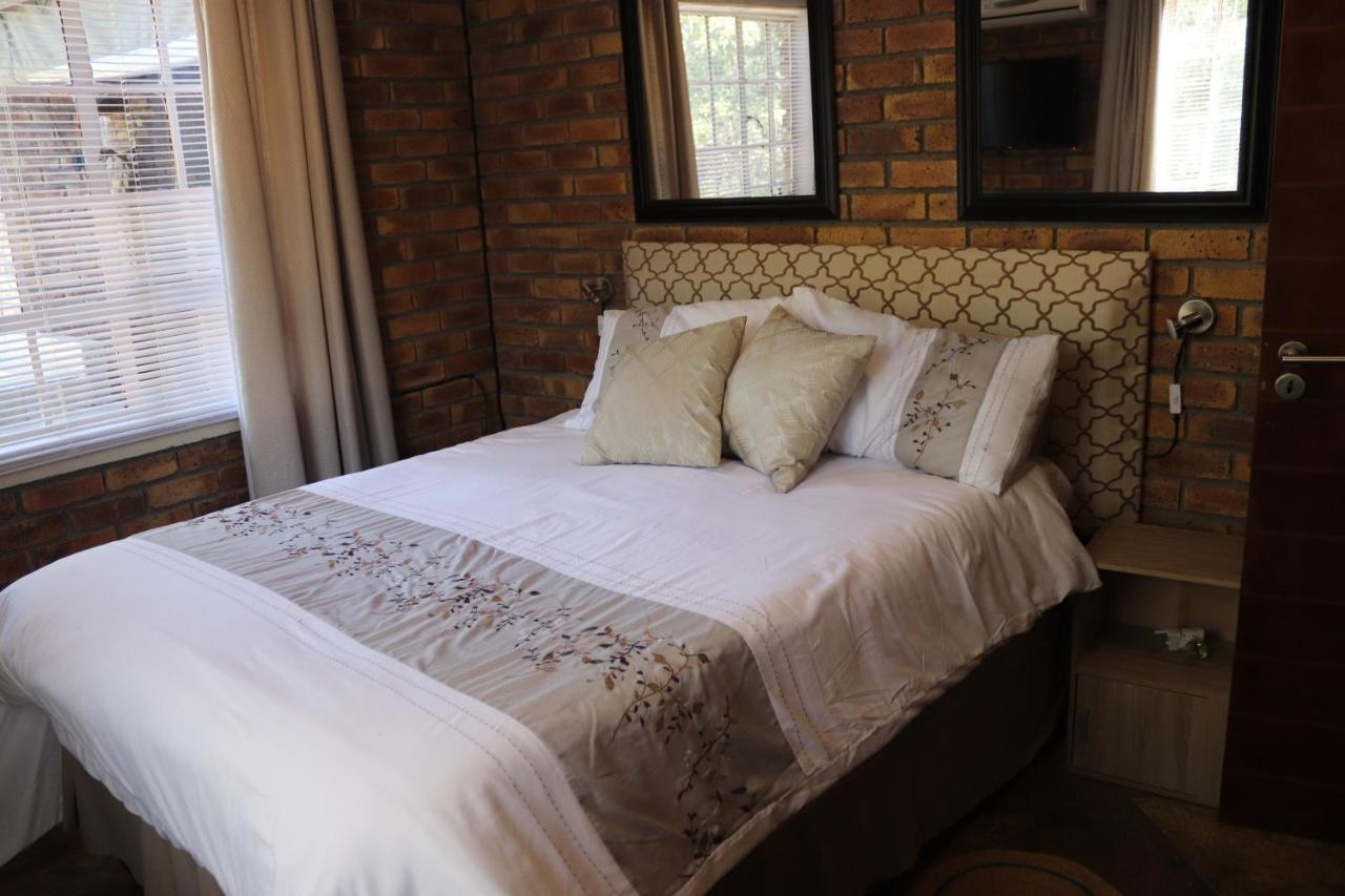 Holiday home Mellivora Marloth Park